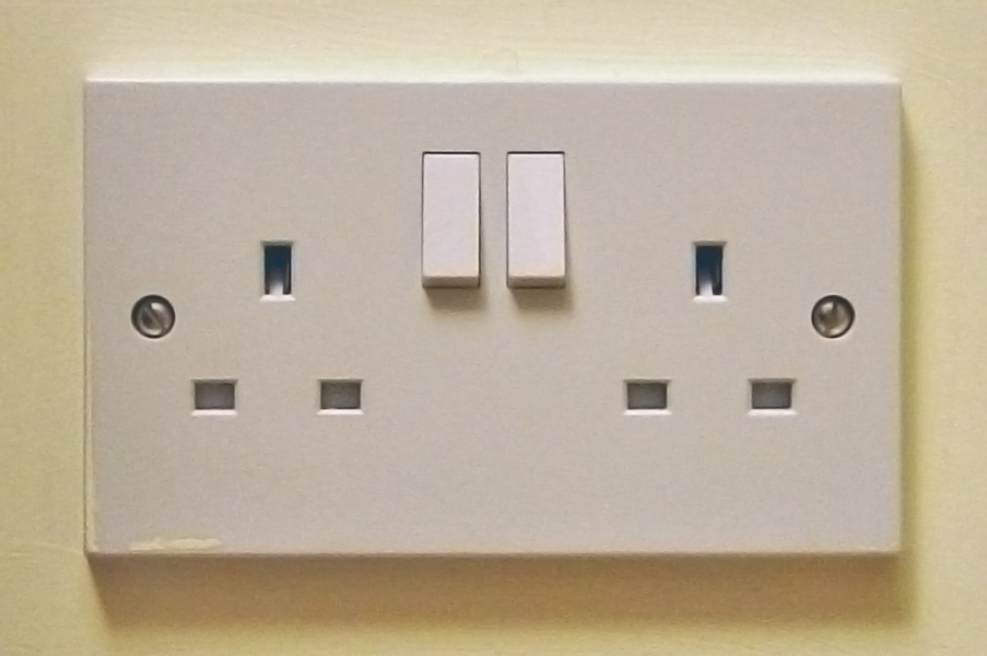 Uk_13a_double_socket